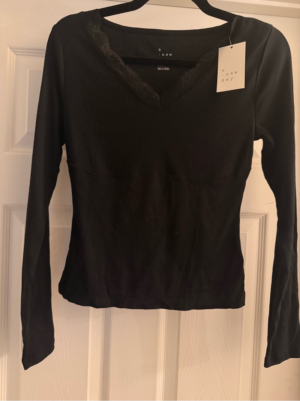 a new day Black Long-Sleeve V-Neck Lace Trim Top